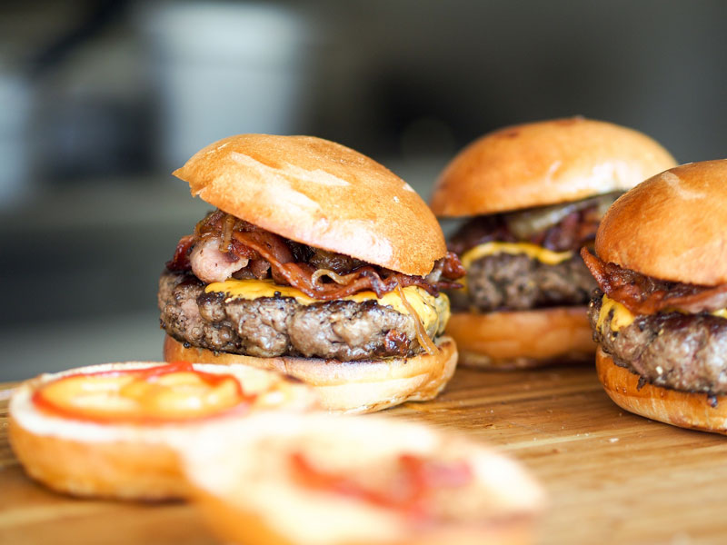 mushroom and bacon burgers
